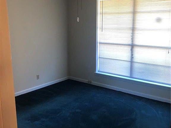 5th image of 5903 SE Oran Ave SW