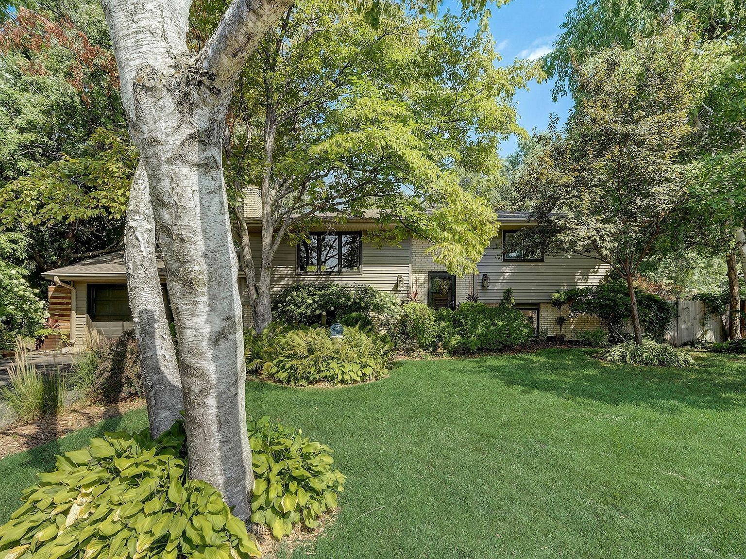 2008 108th St W, Bloomington, MN 55431 Zillow