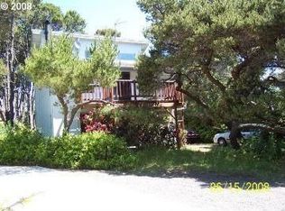 4589 Blanco St, Florence, OR 97439