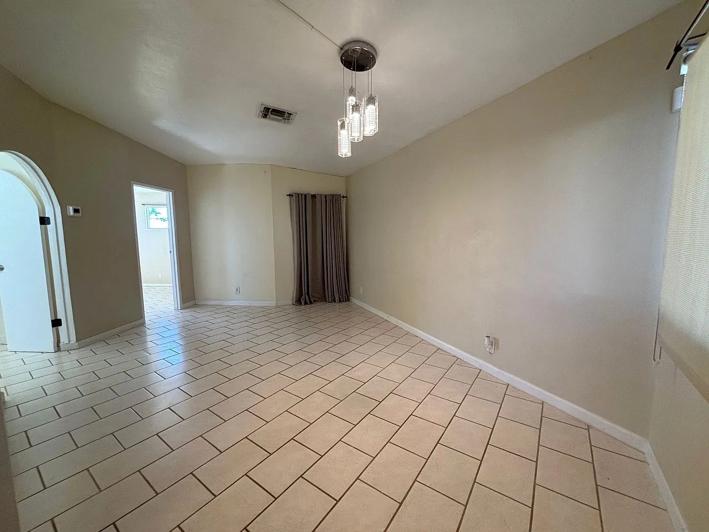 Perfect Two Bedroom Home Now Available!! — Photo 3