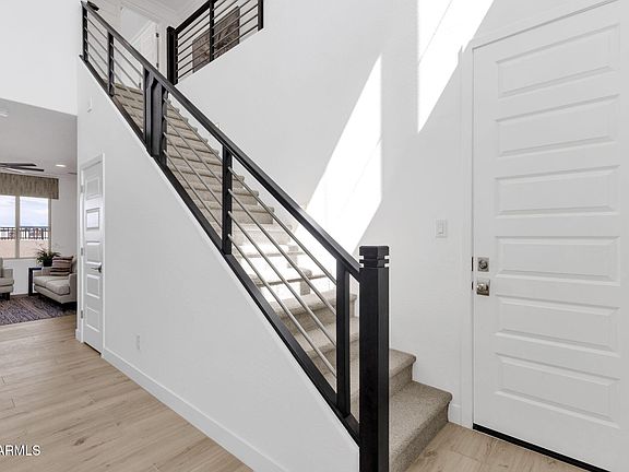 5th image of 3525 E ROLAND Street