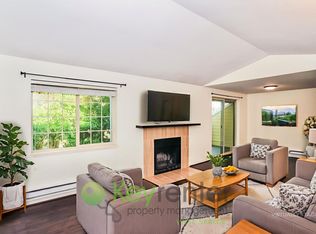 9810 28th Ave SW #B201, Seattle, WA 98126