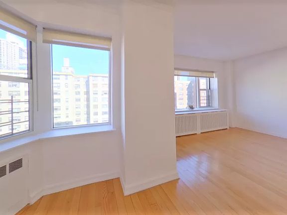 5th image of 440 E 79th St APT 12D
