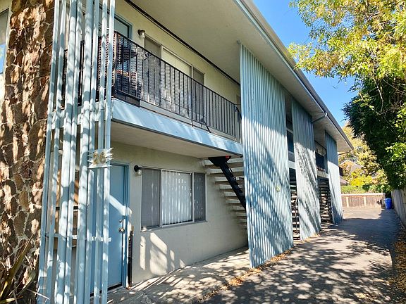 2nd image of 26 Magnolia Ave APT 5