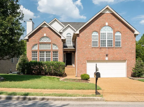 6737 Sugar Hill Dr, Nashville, TN 37211