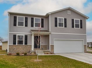 5330 Brook Landing Cir, Des Moines, IA 50317