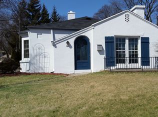 205 Glenview Ave, Wauwatosa, WI 53213