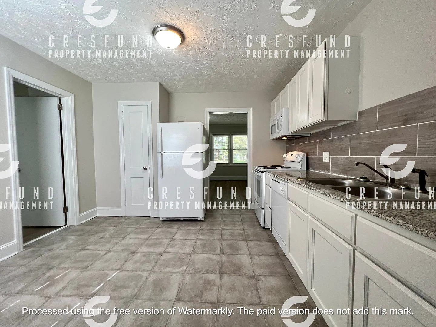220 Woodrow Street — Photo 4