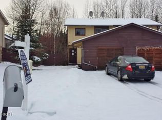 7930 Snow View Dr, Anchorage, AK 99507