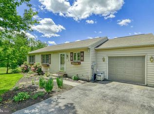 17 Cold Springs Rd, Dillsburg, PA 17019