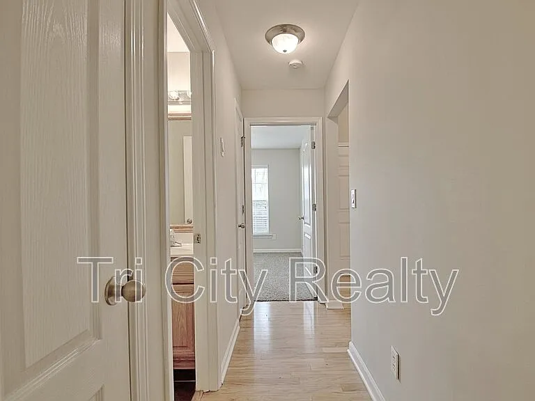 341 Hunterian Pl — Photo 48