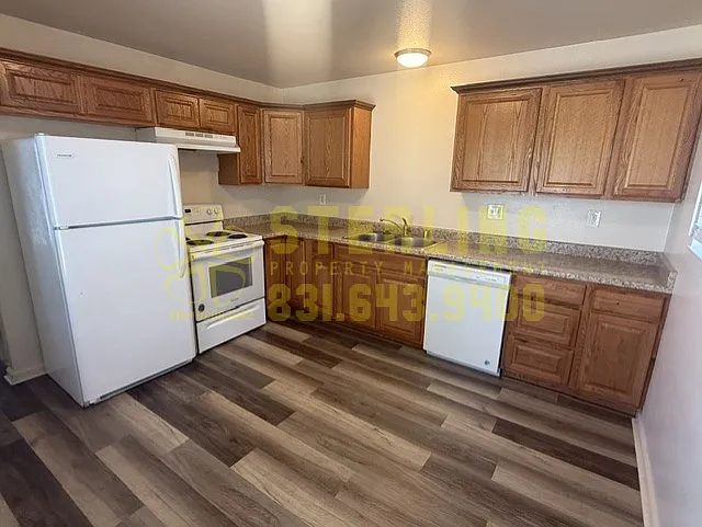 83 Castro Street - Salinas — Photo 2
