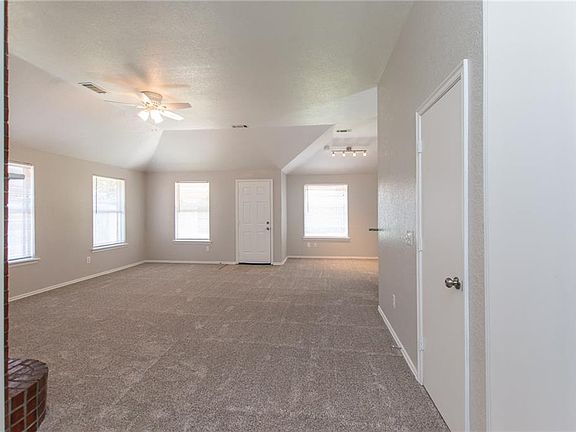 5th image of 1128 SW 130th St