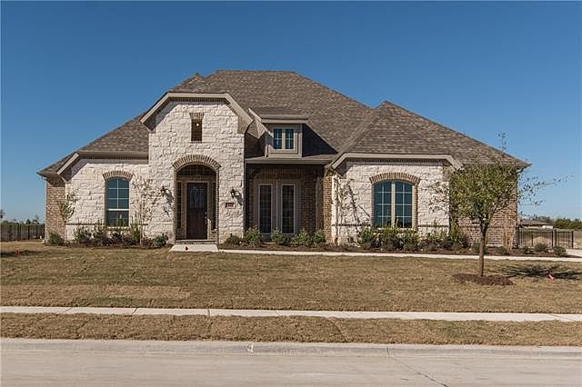 1st image of 309 Toulouse Ln