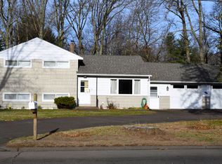 251 Bassett Rd, North Haven, CT 06473