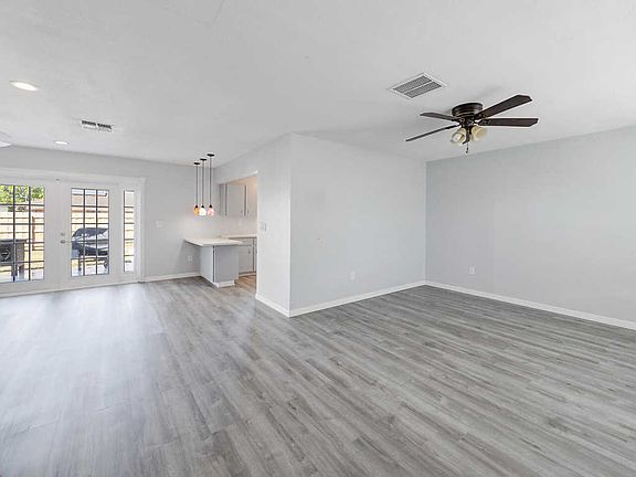 5th image of 3481 Palomino Dr