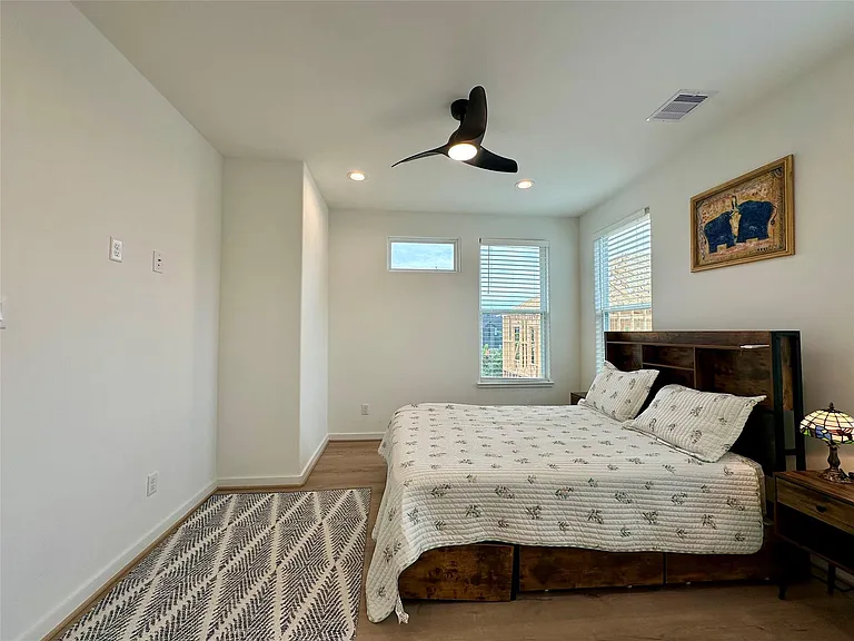 203 Danna Ln #D — Photo 12