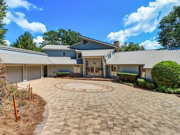 3978 Sundown Dr, Gainesville, GA 30506