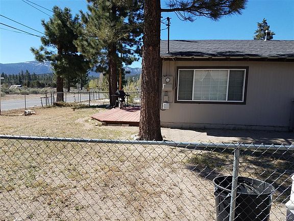 3rd image of 1078 Paradise Way