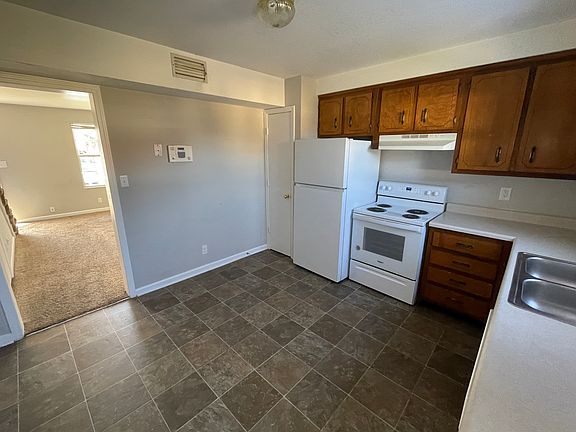 4th image of 361 Peabody Dr APT 3