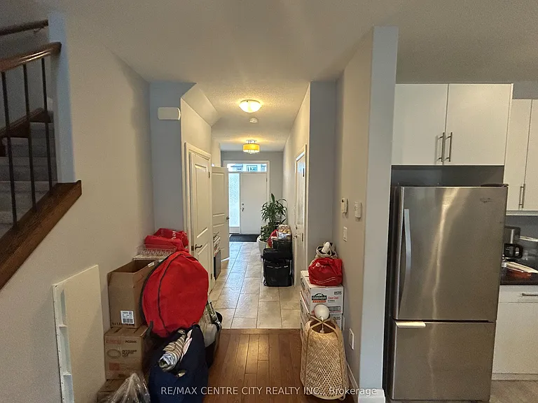 751 Freeport St — Photo 4