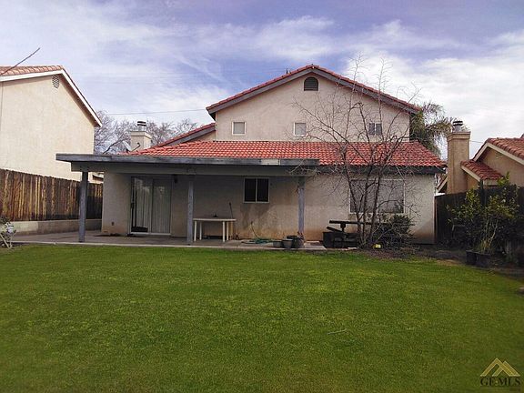 3rd image of 1226 McCurdy Dr