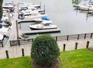 11 River Rd UNIT 116, Greenwich, CT 06807