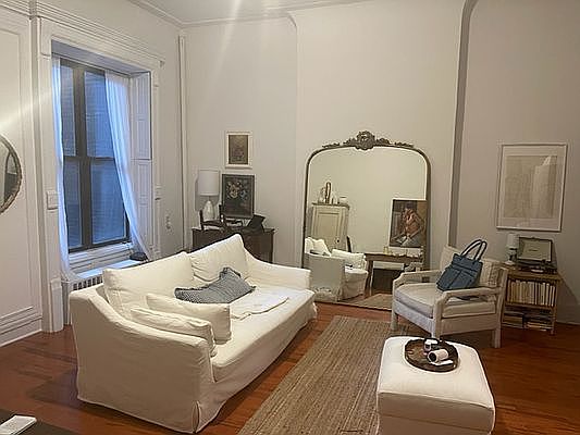 5th image of 7 E 93rd St #2B