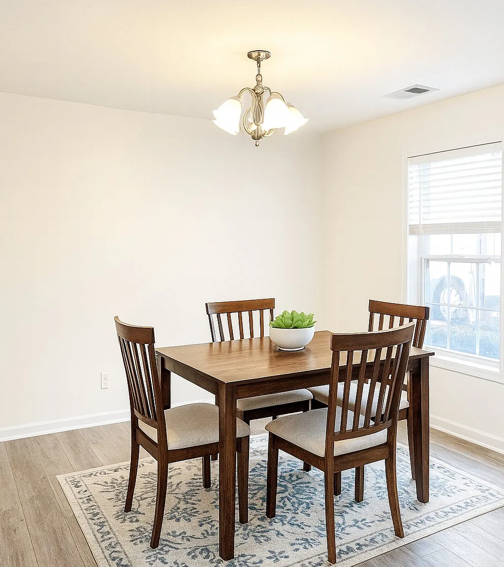 3 bed, 1250 sqft, $1,800 — Photo 4