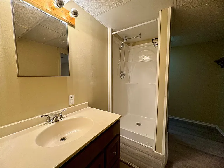 20 Loop Rd — Photo 11