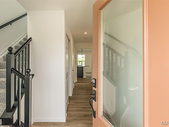 4th image of 92 Mora Blvd #440-501