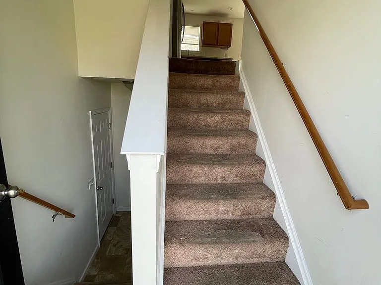 76 Bryn Way — Photo 19