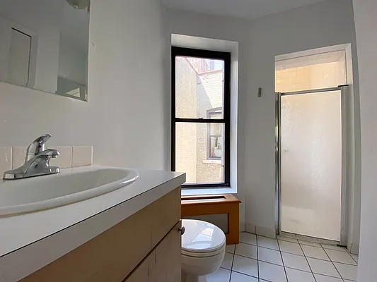 Rented by MAPT Residential LLC | media 6