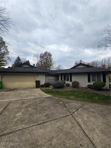 7722 Regency Dr, Walton Hills, OH, 44146