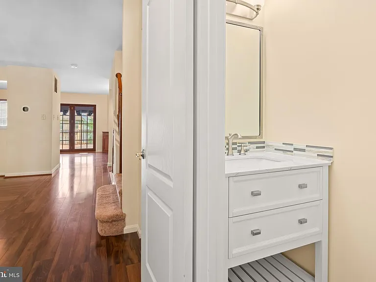 26 Wessex Ct — Photo 16