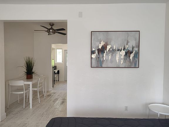 5th image of 761 Euclid Ave #14