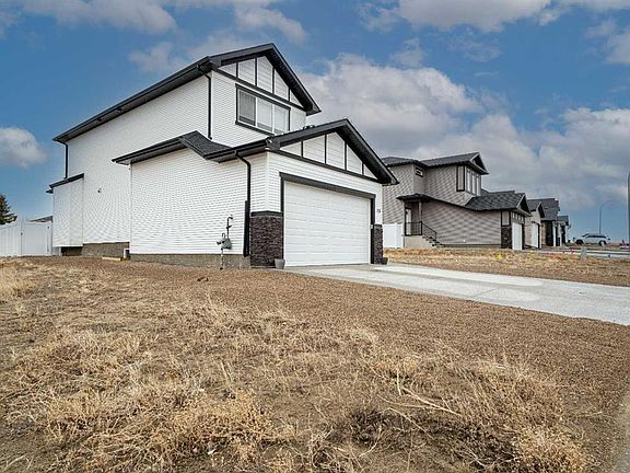 3rd image of 75 S Sierra Rd SW