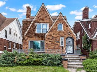 17147 Santa Rosa Dr, Detroit, MI 48221