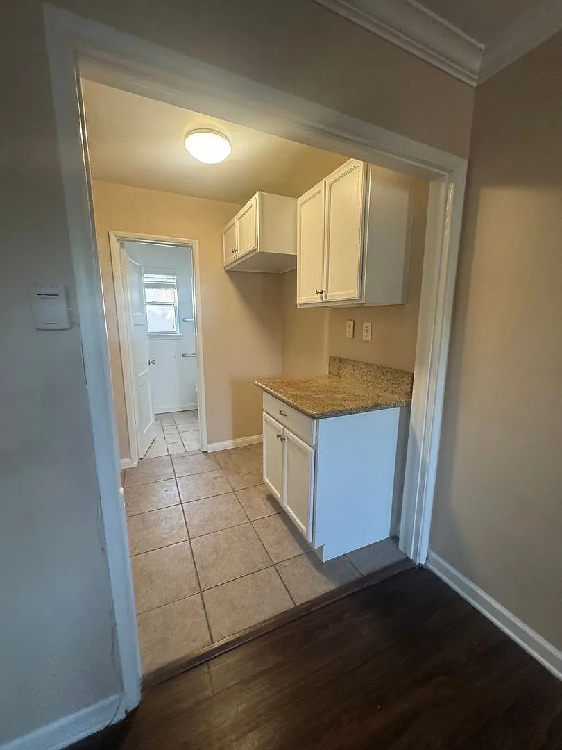 937 Magnolia Ave — Photo 4