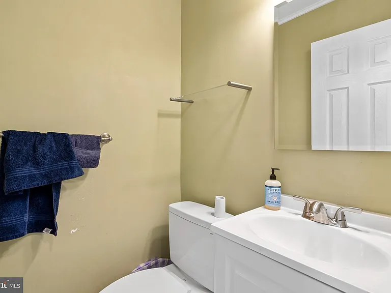 12012 Waldemire Dr — Photo 25