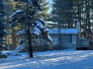8775 Hidden Lake Dr, Howell, MI