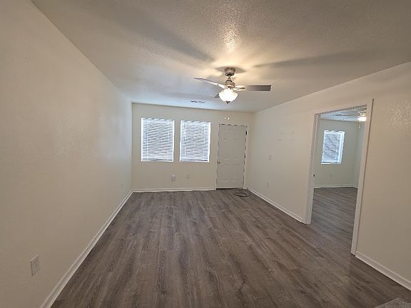3rd image of 305 W Lincoln St