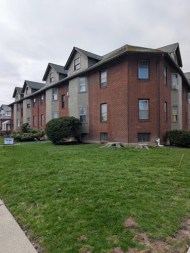 242 Delaware Photo 1