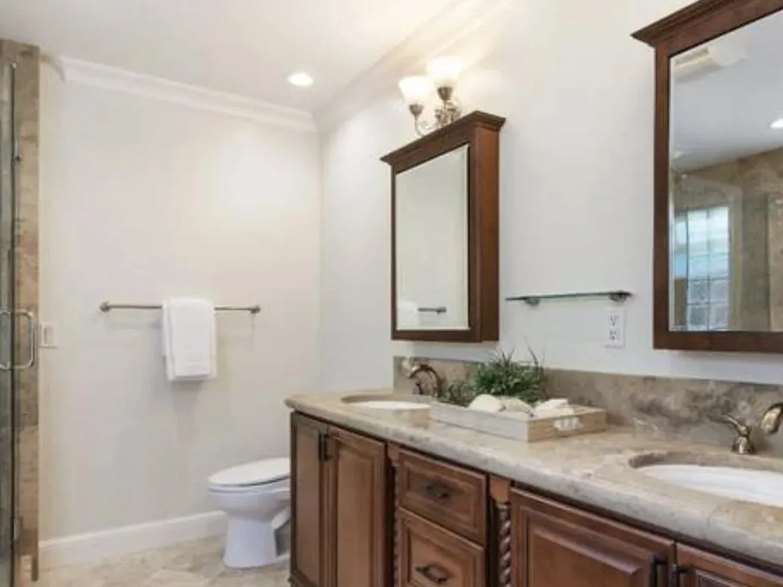 4 bed, 1968 sqft, $8,500 — Photo 4