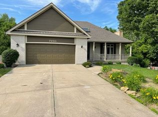 7150 N Highland Ct, Gladstone, MO 64118