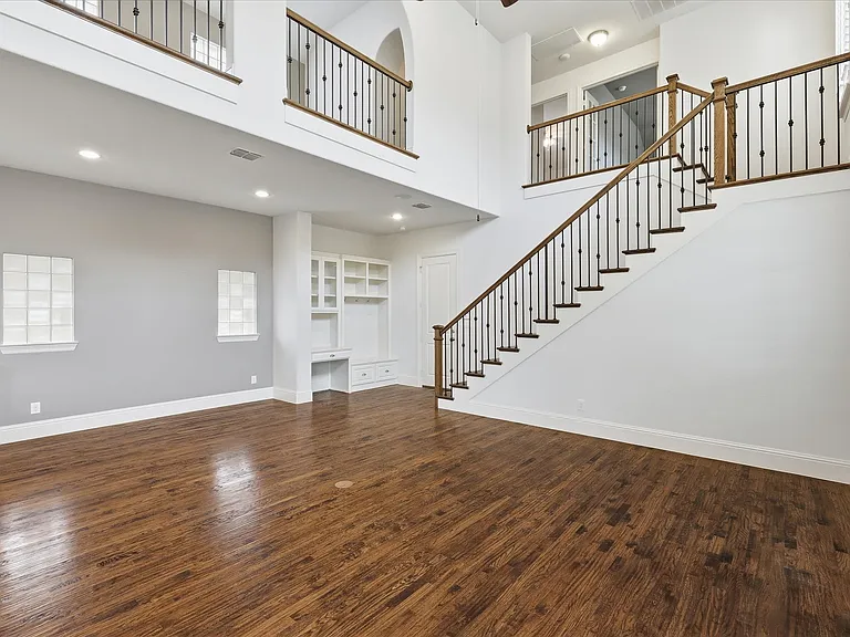 531 Sandy Ln — Photo 11