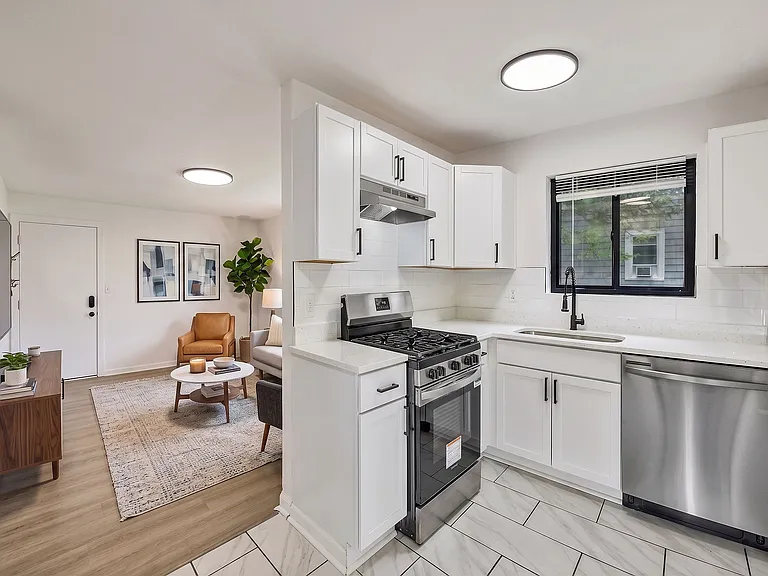 2535 Lysle Ln #2A — Photo 5