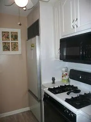 Sold by Corcoran | media 7