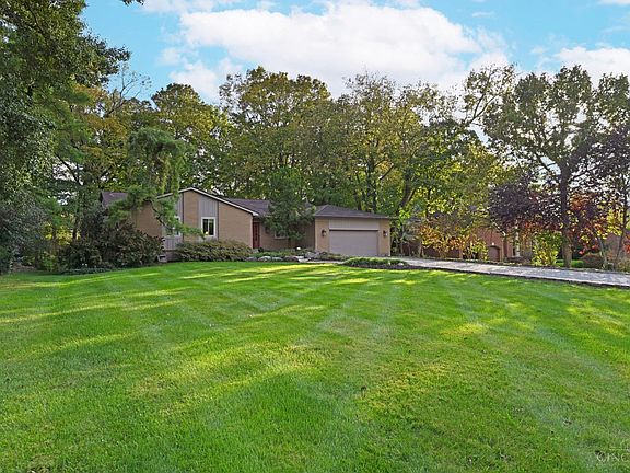 2nd image of 5801 Lengwood Dr