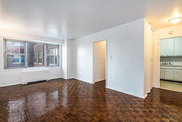 1st image of 85-15 Main St #5S